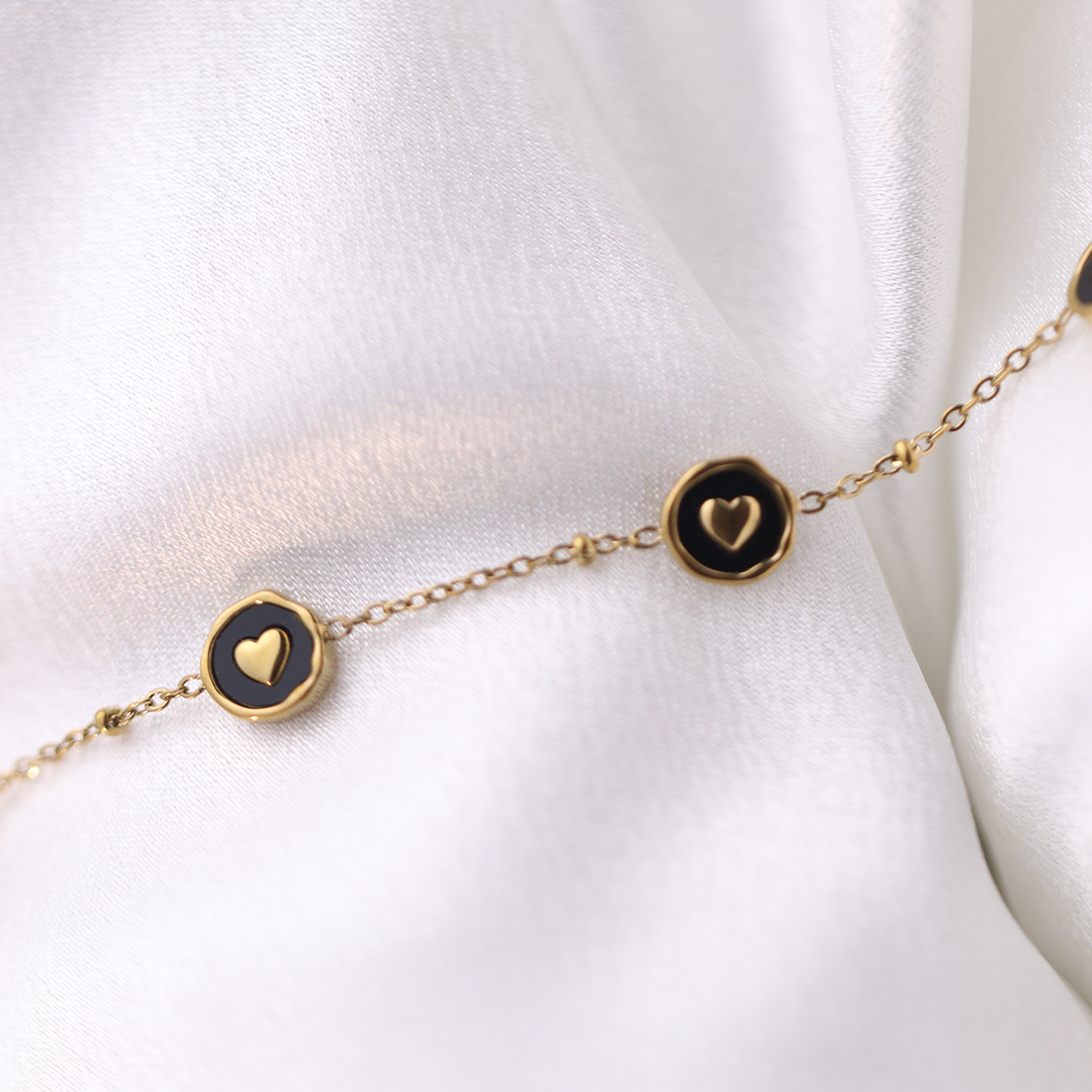 Noir Heart Bracelet