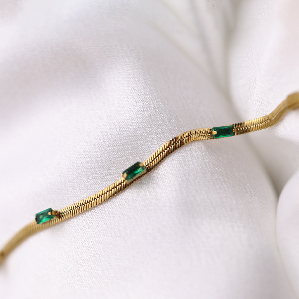 Emerald Frame Chain Bracelet