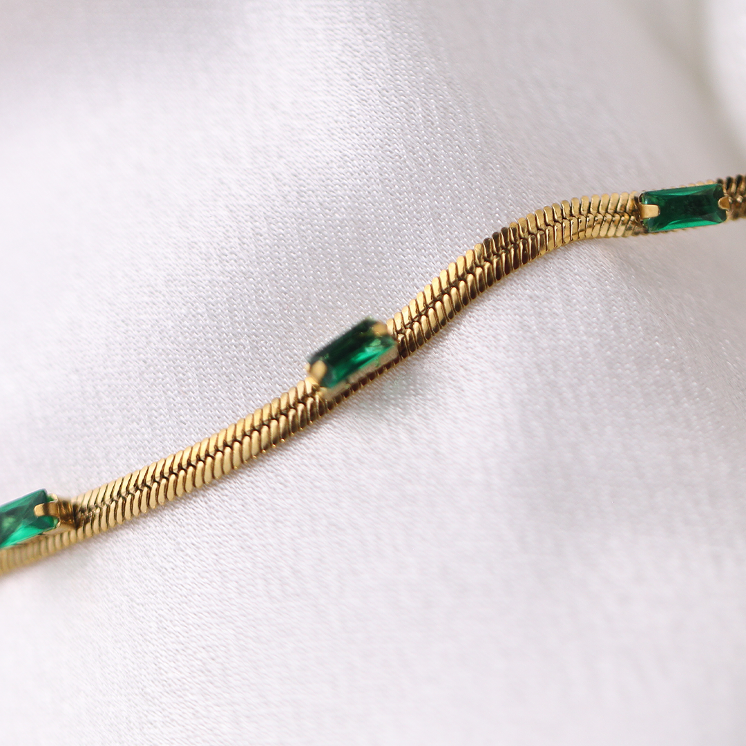 Emerald Frame Chain Bracelet