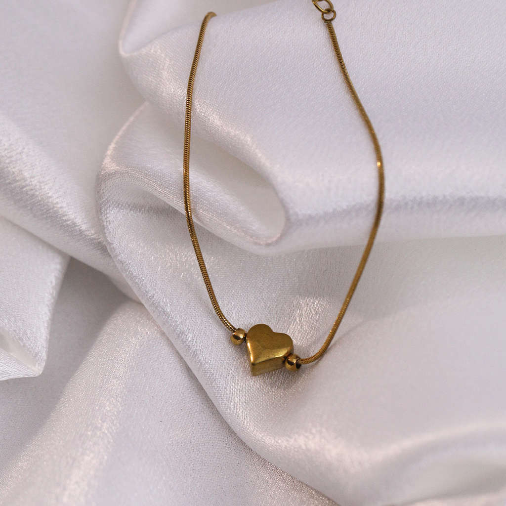 Heartline Chain Bracelet