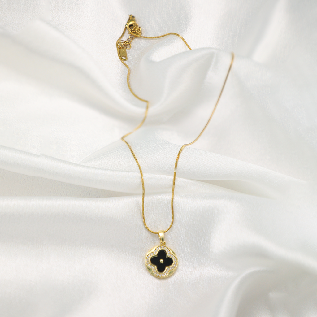 Clove Noir Chain