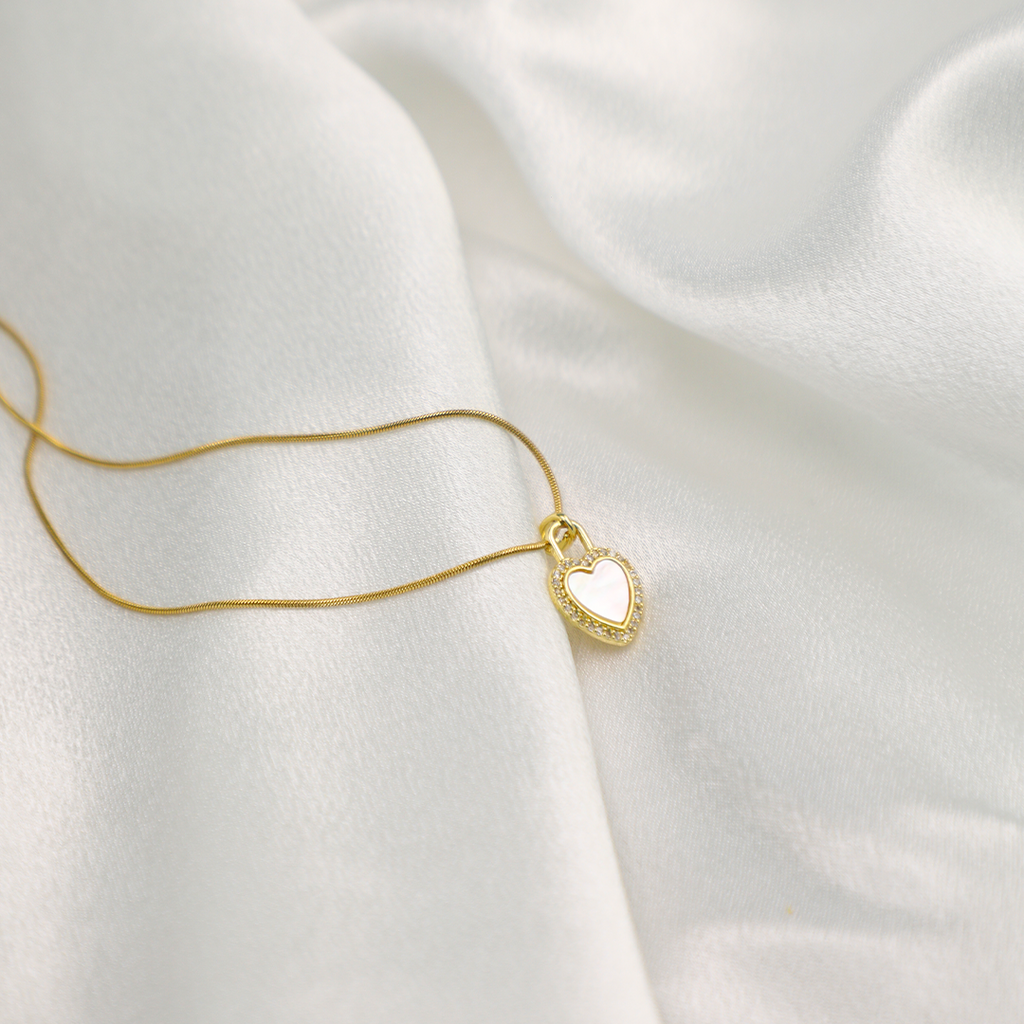 Half Love Chain