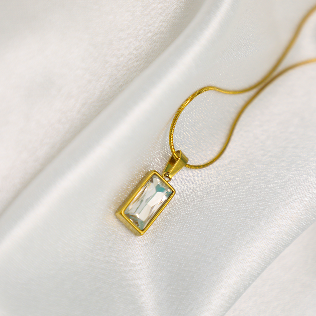 Rectangle stone pendant