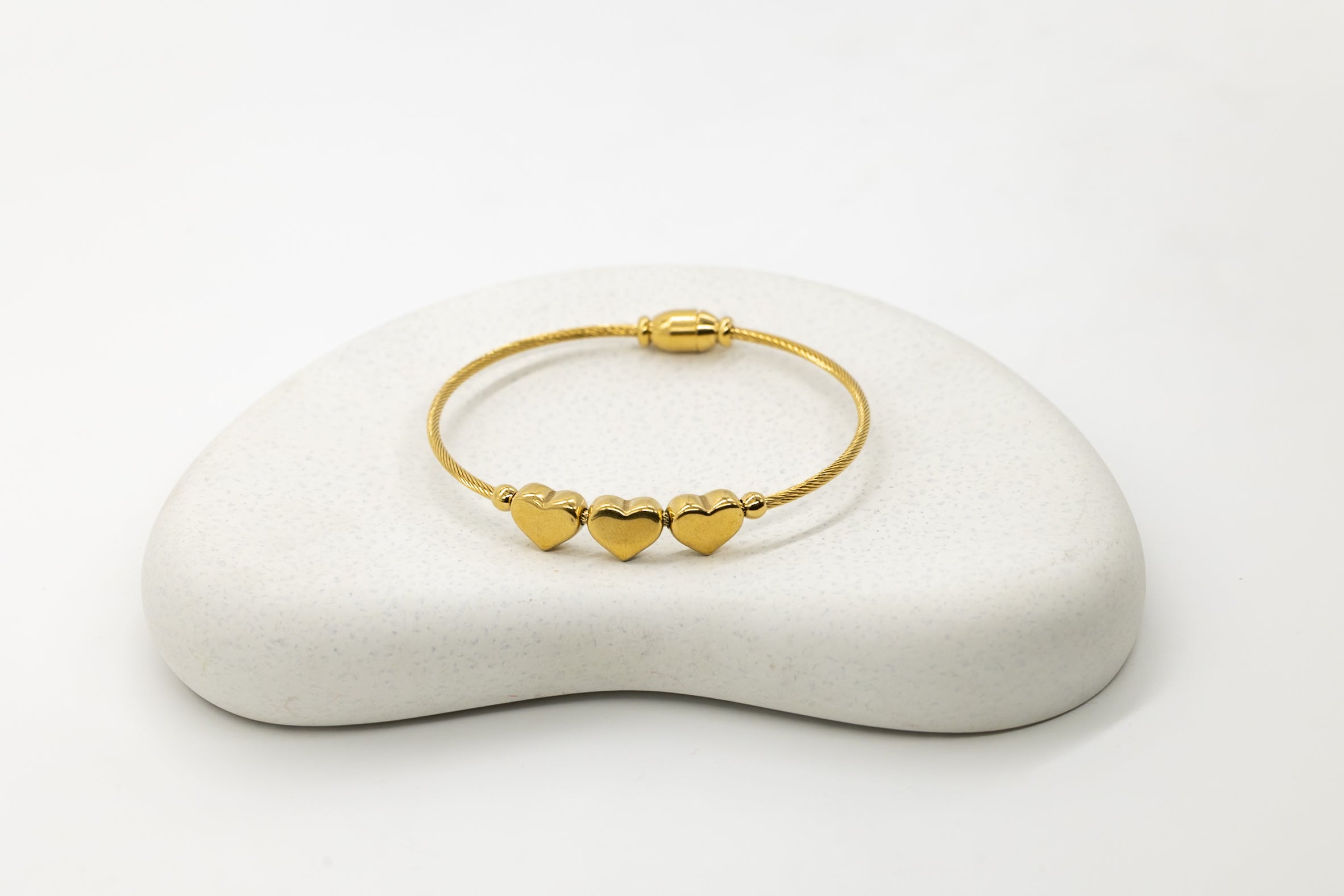 3Gold Hearts