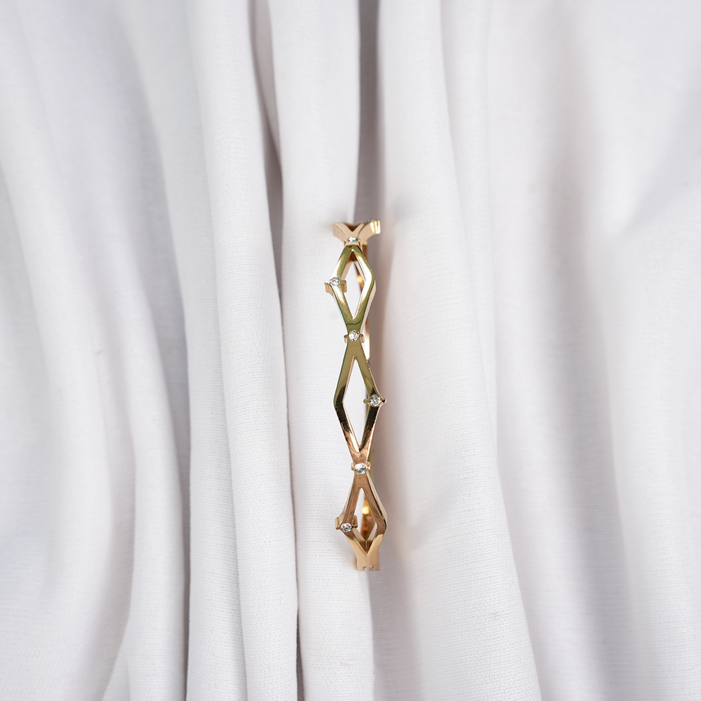 Crossline Crystal Cuff