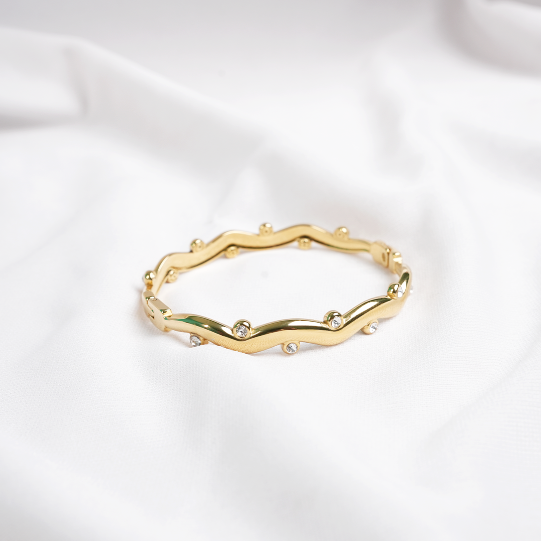 Crystal Curve Cuff