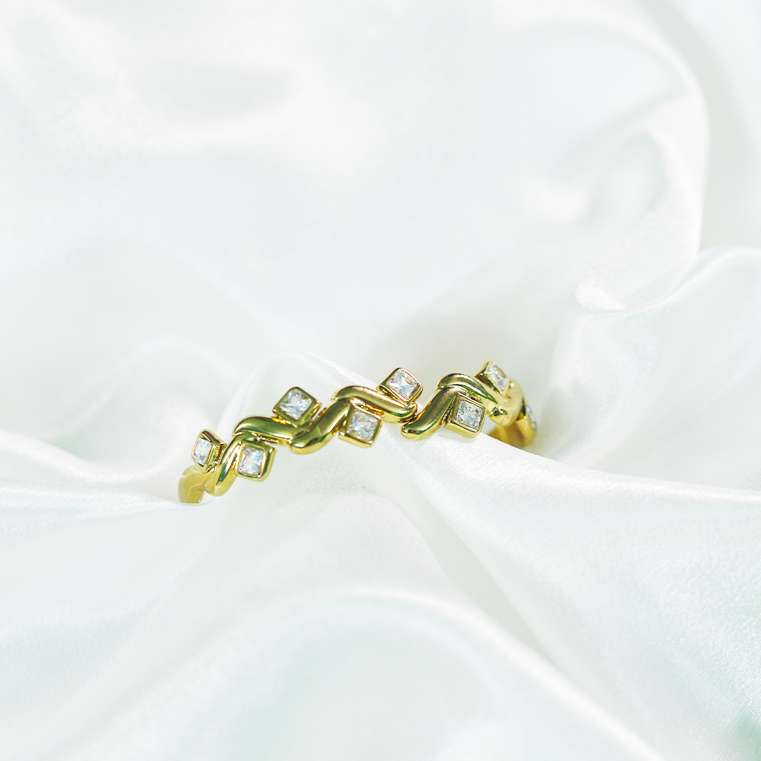 Crystal Arc Cuff