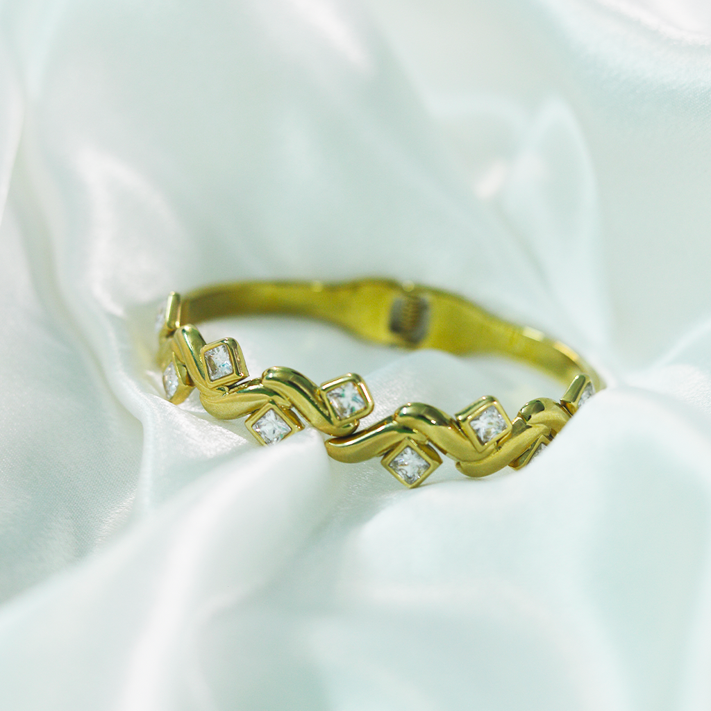 Crystal Arc Cuff