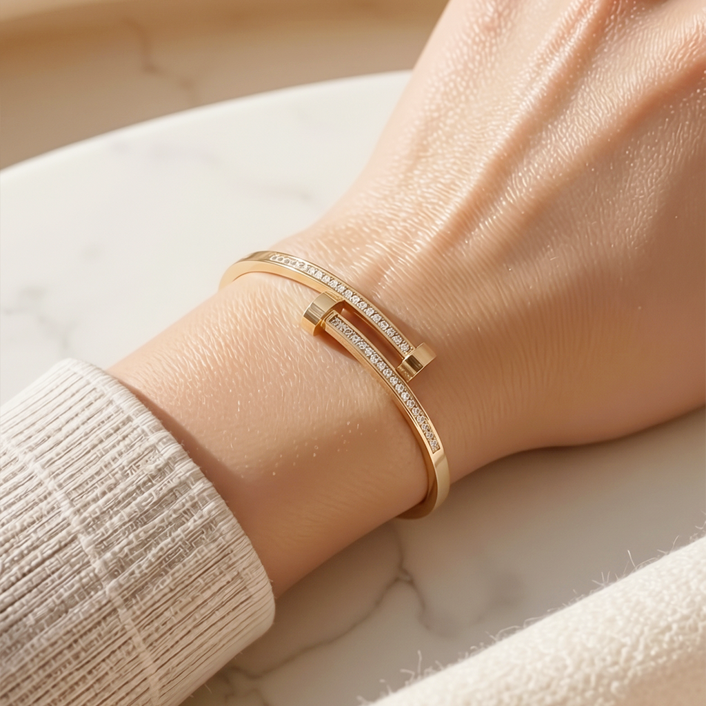 Screwline Tennis Cuff
