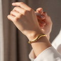 Classic Curve Cuff