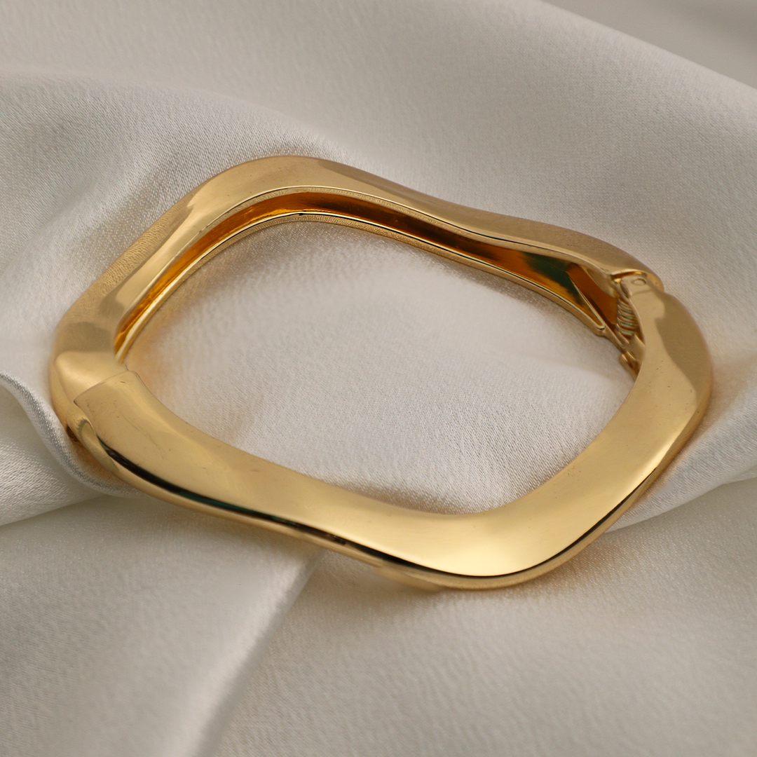 plain Kada curve