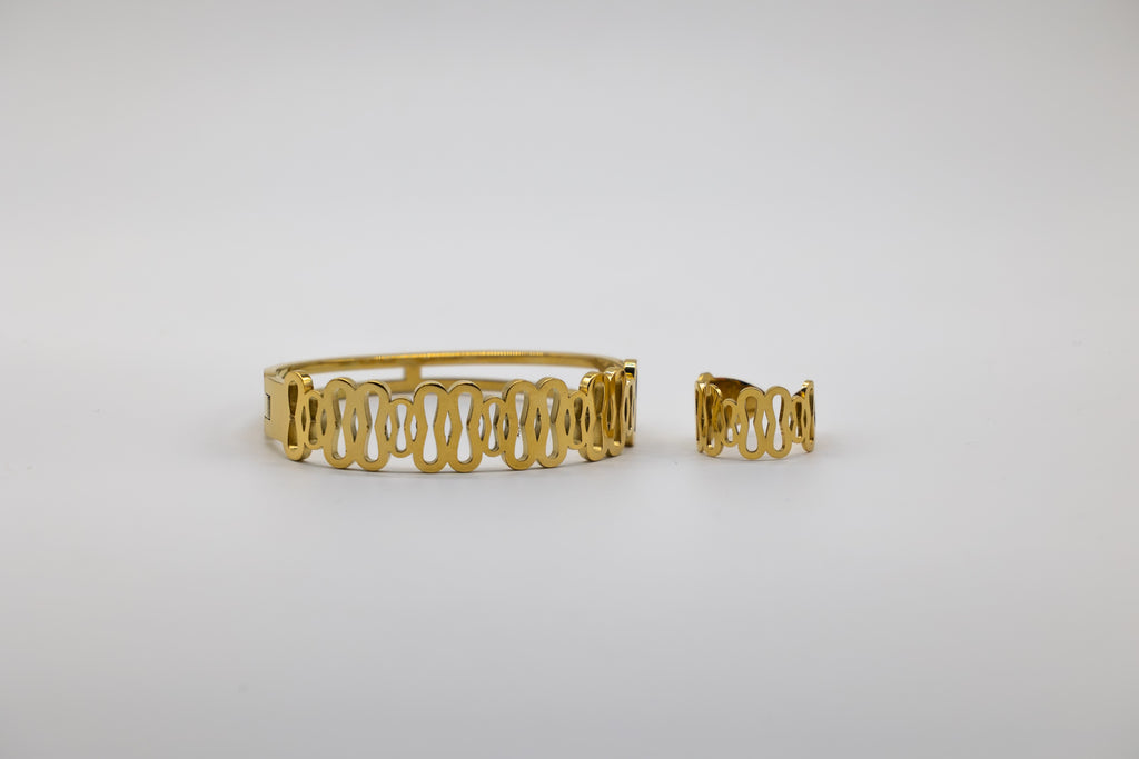 Golden Wave Open Cuff with Ring