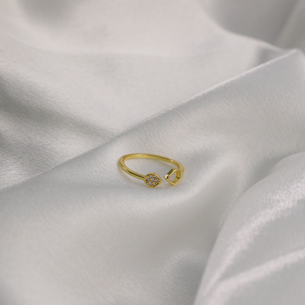 Sapphire Ring