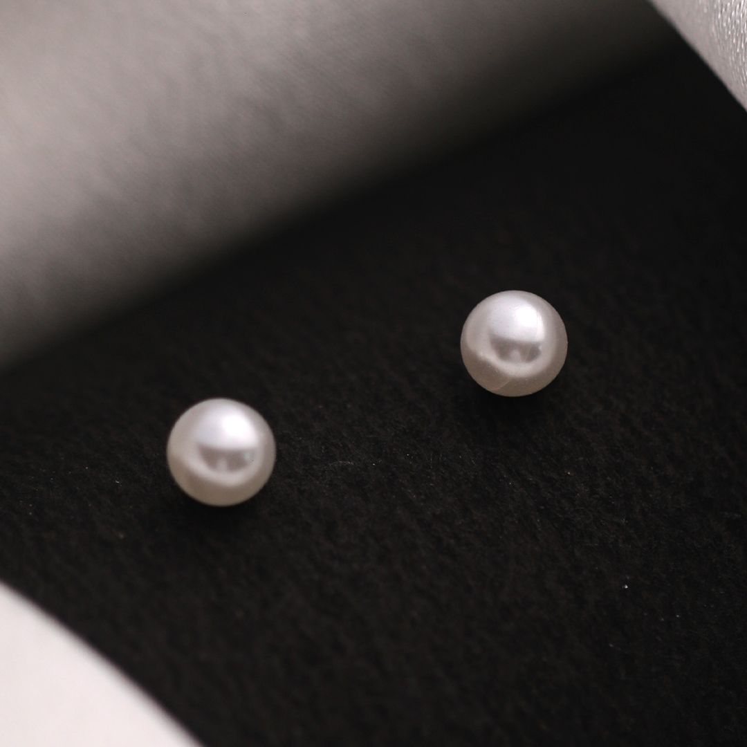 Daisy Pearl Earrings